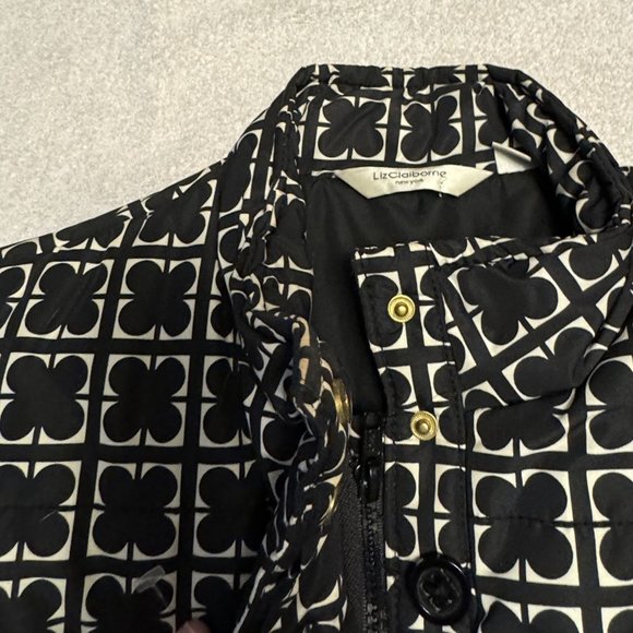 Women’s LIZ CLAIBORNE Black & White Fall/Winter Puffer Vest Size Medium Classic - Picture 10 of 11